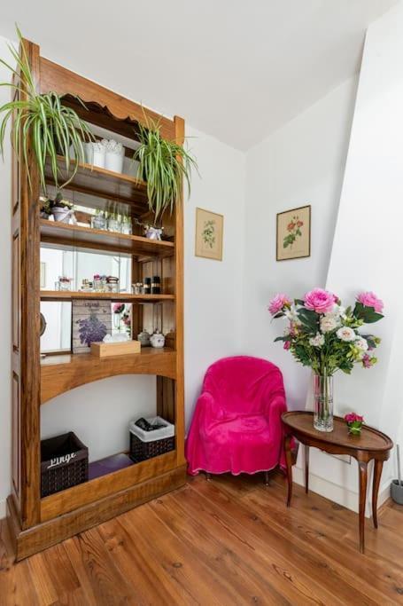 Six Chandelles M'Etaient Comptees Puimoisson Bagian luar foto
